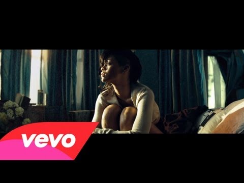0 NEW MUSIC: Rihanna Diamonds Video